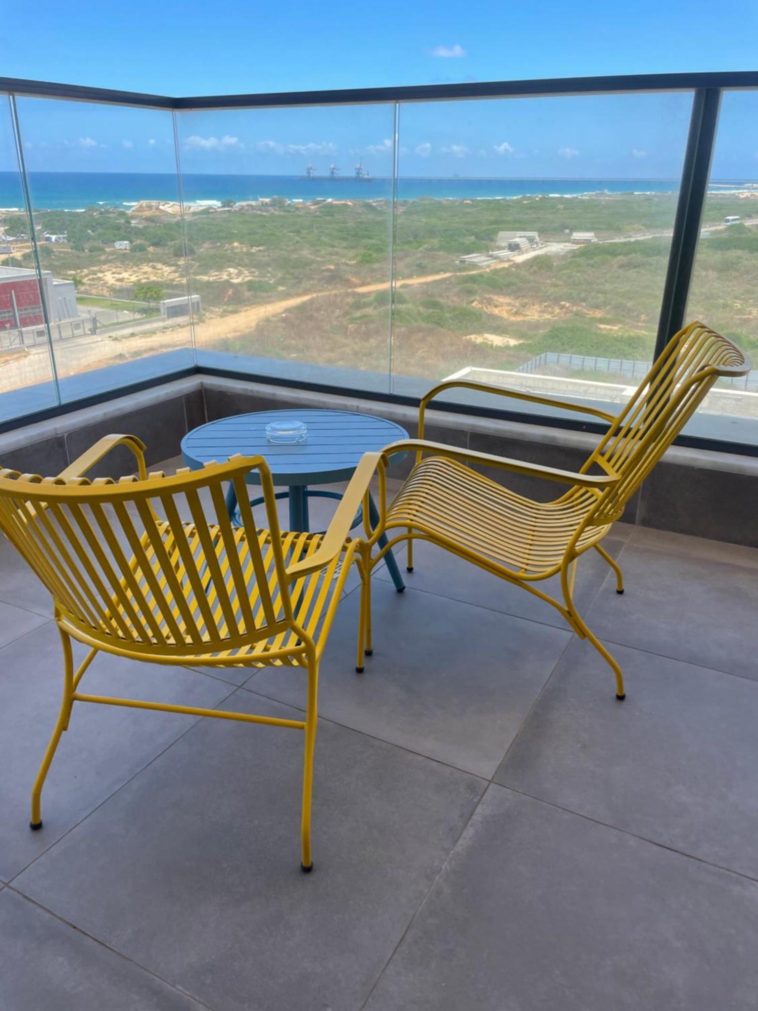 #דירת יוקרה על הים Sunset Beach Apartment# Givat Olga Exterior foto